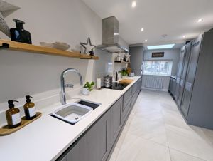 Photo 6- click for photo gallery